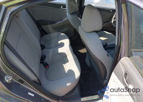 2017 Hyundai Accent Value Edition z USA, uszkodzony, nr VIN KMHCT4AE8HU323766